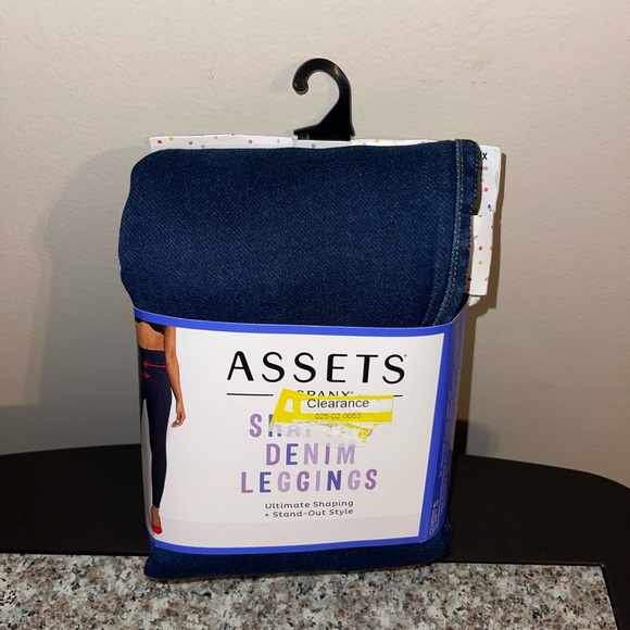 SPANX Pants - COPY - SPANX Medium Wash Denim Leggings